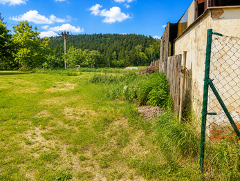 Prodej pozemku 999 m², Olešnice