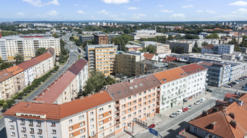 Pohled zepředu - Prodej bytu 3+kk v osobním vlastnictví 64 m², Hradec Králové