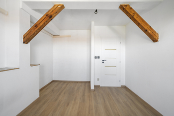 Ložnice - Prodej bytu 3+kk v osobním vlastnictví 64 m², Hradec Králové