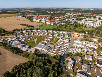 Prodej pozemku 1353 m², Praha 6 - Lysolaje
