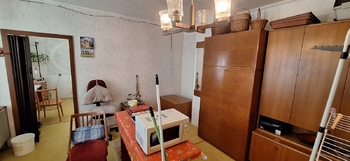 Pokoj v 1. domě - Prodej domu 81 m², Rousínov