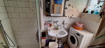Koupelna s WC - Prodej domu 81 m², Rousínov
