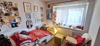 Pokoj ve 2.NP - Prodej domu 81 m², Rousínov
