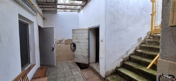 Vstup na dvorek - Prodej domu 81 m², Rousínov