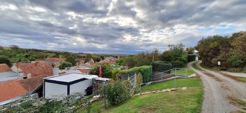 Výhled od garáže - Prodej domu 81 m², Rousínov