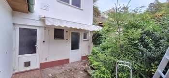 Dvorek před domem - Prodej domu 81 m², Rousínov