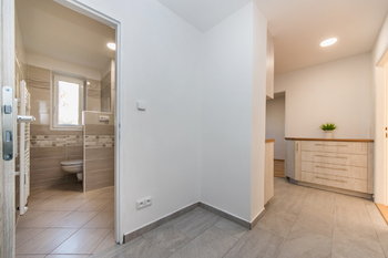 Pronájem bytu 3+1 v osobním vlastnictví 56 m², Praha 5 - Zbraslav