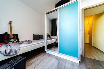Prodej bytu 5+kk, 78 m², se zaskleným balkónem, v klidné lokalitě, ulice Uzbecká, Brno‑Bohunice - Prodej bytu 5+kk v družstevním vlastnictví 78 m², Brno
