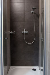  +420 739 604 767 I www.vaclavadamcik.cz I vaclav.adamcik@re-max.cz - Pronájem bytu 1+kk v osobním vlastnictví 42 m², Frýdek-Místek