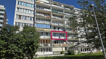 Třetí podlaží - Pronájem bytu 2+kk v osobním vlastnictví 40 m², Praha 8 - Karlín