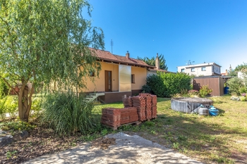 Prodej domu 79 m², Bašť