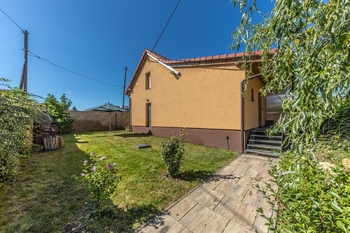 Prodej domu 79 m², Bašť