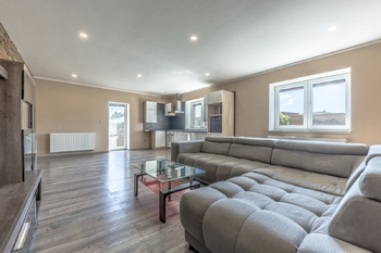 Prodej domu 79 m², Bašť