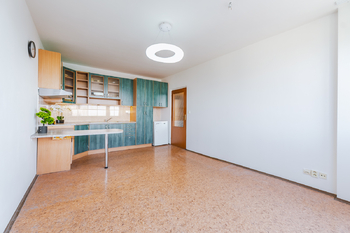Pronájem bytu 2+kk v osobním vlastnictví 39 m², Praha 8 - Troja