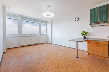 Pronájem bytu 2+kk v osobním vlastnictví 39 m², Praha 8 - Troja