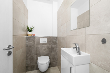 samostatné WC - Prodej domu 138 m², Libníč