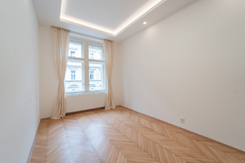 Prodej bytu 3+kk v osobním vlastnictví 72 m², Praha 3 - Vinohrady