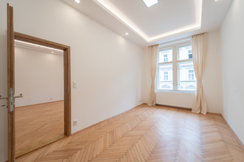 Prodej bytu 3+kk v osobním vlastnictví 72 m², Praha 3 - Vinohrady