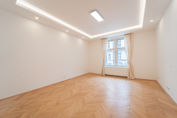 Prodej bytu 3+kk v osobním vlastnictví 72 m², Praha 3 - Vinohrady