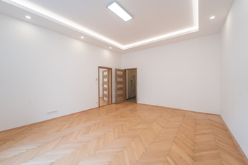 Prodej bytu 3+kk v osobním vlastnictví 72 m², Praha 3 - Vinohrady