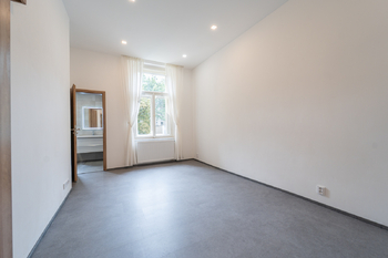 Prodej bytu 3+kk v osobním vlastnictví 72 m², Praha 3 - Vinohrady