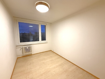 1.pokoj - Pronájem bytu 2+kk v osobním vlastnictví 43 m², Praha 10 - Horní Měcholupy