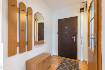 Prodej bytu 2+kk v osobním vlastnictví 45 m², Praha 4 - Háje