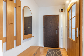 Prodej bytu 2+kk v osobním vlastnictví 45 m², Praha 4 - Háje