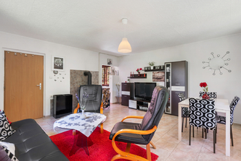 Obývací pokoj - Prodej chaty / chalupy 84 m², Železný Brod