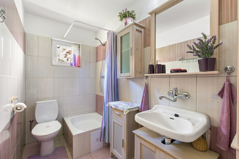 Koupelna - Prodej chaty / chalupy 84 m², Železný Brod