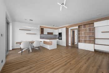 Pronájem bytu 4+kk v osobním vlastnictví 96 m², České Budějovice