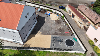 Prodej kancelářských prostor 1600 m², Sulejovice