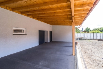 Prodej kancelářských prostor 1600 m², Sulejovice