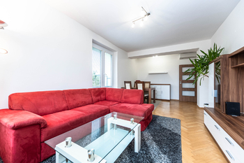 Pronájem bytu 2+1 v osobním vlastnictví 51 m², Praha 9 - Hloubětín