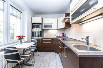 Pronájem bytu 2+1 v osobním vlastnictví 51 m², Praha 9 - Hloubětín