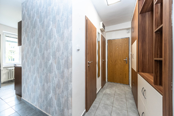 Pronájem bytu 2+1 v osobním vlastnictví 51 m², Praha 9 - Hloubětín