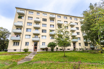 Pronájem bytu 2+1 v osobním vlastnictví 51 m², Praha 9 - Hloubětín