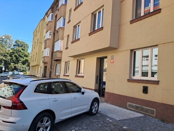 Pronájem bytu 2+kk v osobním vlastnictví 55 m², Praha 10 - Strašnice