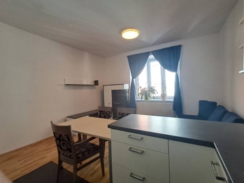 Pronájem bytu 2+kk v osobním vlastnictví 55 m², Praha 10 - Strašnice