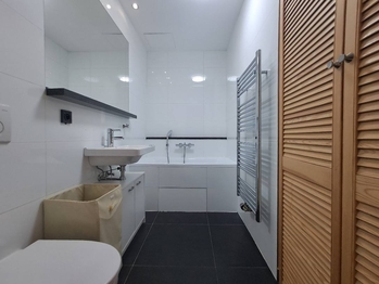 Pronájem bytu 2+kk v osobním vlastnictví 55 m², Praha 10 - Strašnice