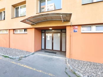 Pronájem bytu 2+kk v osobním vlastnictví 39 m², Praha 10 - Hostivař