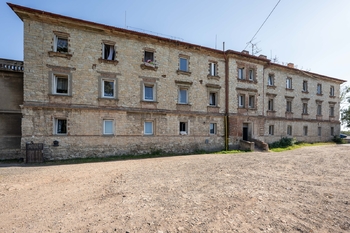 Prodej nájemního domu 1065 m², Postoloprty