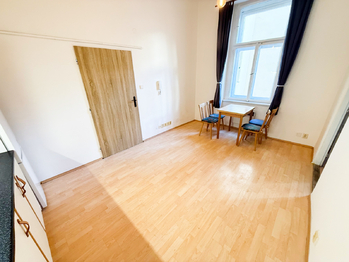 Pronájem bytu 2+1 v osobním vlastnictví 50 m², Praha 1 - Nové Město