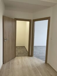Chodba - Pronájem bytu 2+kk v osobním vlastnictví 54 m², Benátky nad Jizerou