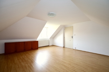 Pronájem domu 134 m², Brázdim