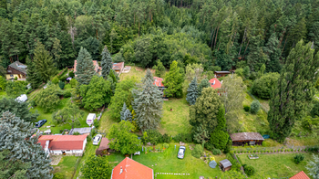 Prodej pozemku 2065 m², Mníšek pod Brdy