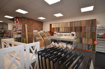 Pronájem obchodních prostor 140 m², Slaný