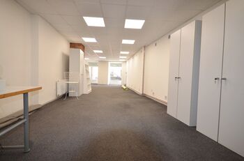 Pronájem obchodních prostor 140 m², Slaný