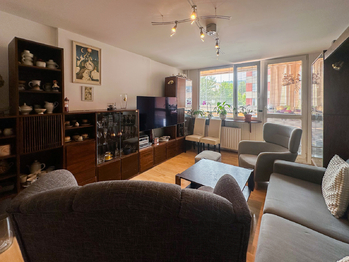 Prodej bytu 3+1 v osobním vlastnictví 70 m², Jince