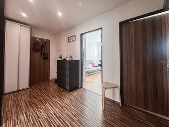 Prodej bytu 3+1 v osobním vlastnictví 70 m², Jince